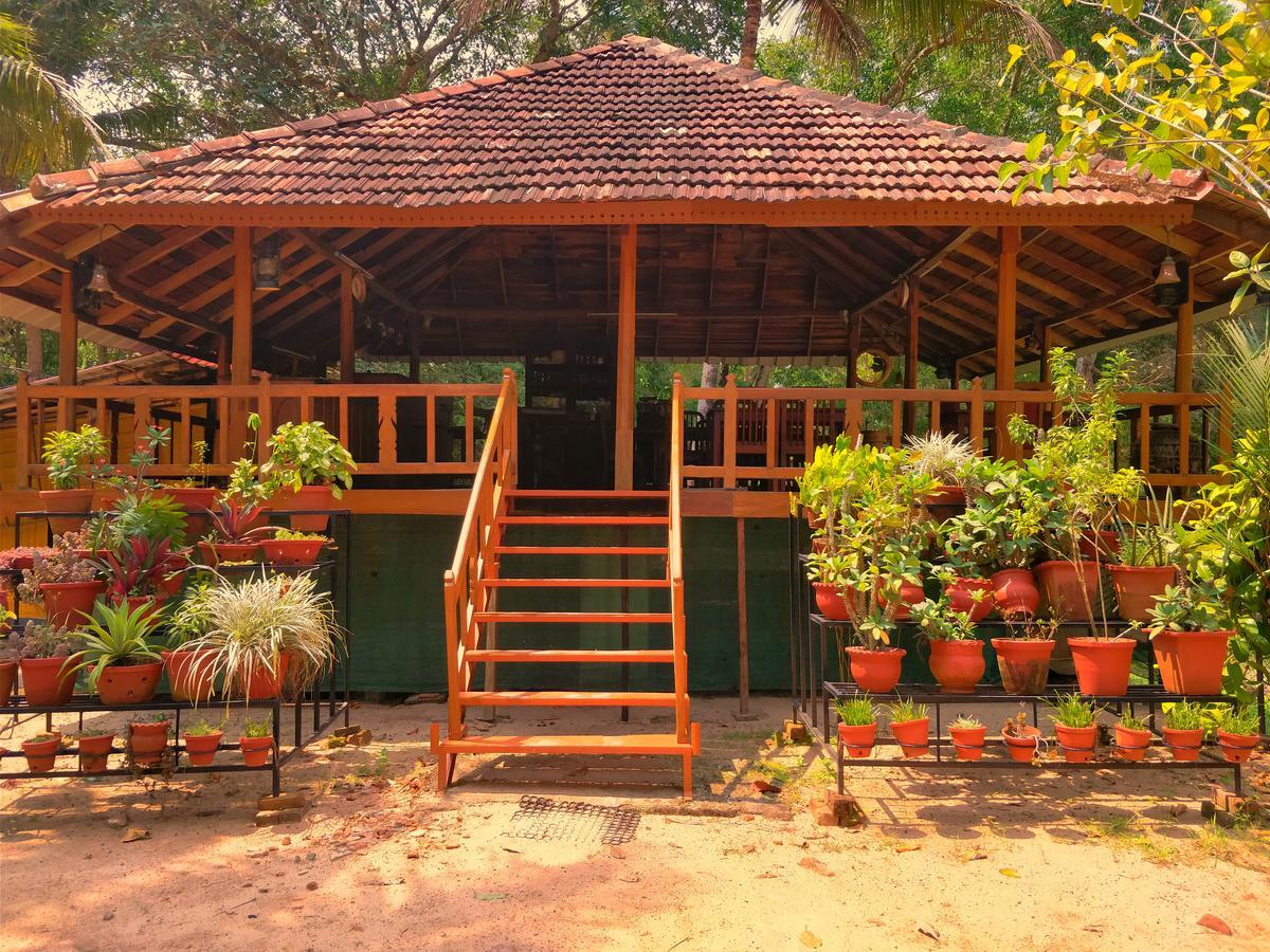 Palathra Heritage Mararikulam Exterior photo